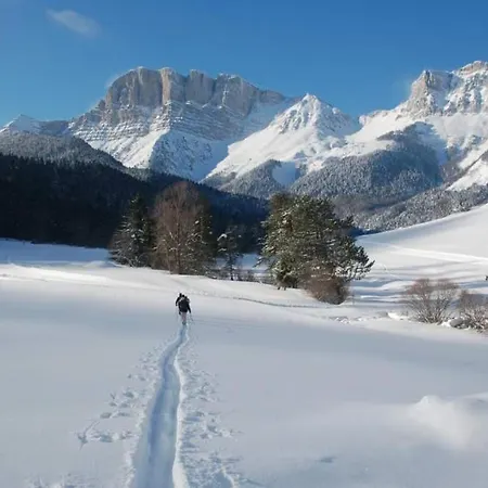 Au Chemin Des Cordonniers Daire